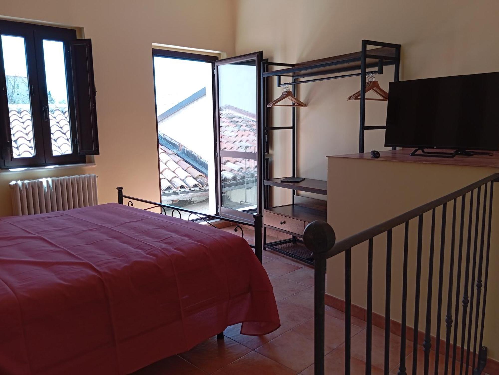 La Casa Di B Villa Paganica Bagian luar foto